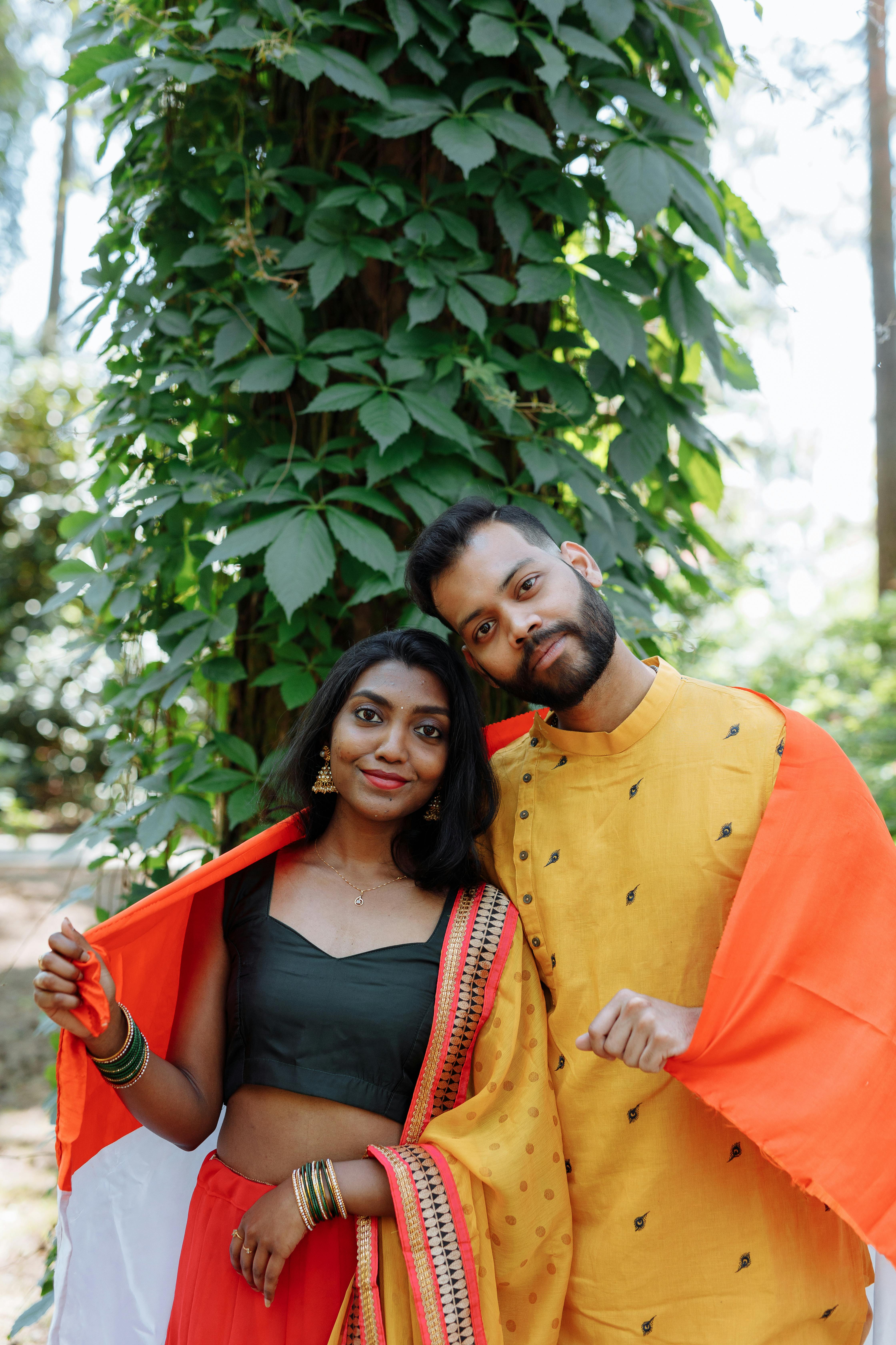 Indian Maharashtrian Young Couple in Traditional Wear in Namaskara Pose  Stock Image - Image of gudhi, female: 110423299